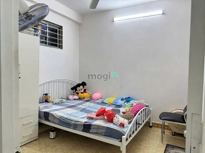 Căn Hộ Nam Kỳ Khởi Nghĩa, Q3, 90M2, 2Pn, Tolet, Nội Thất Đủ, 10Tr5/Thá