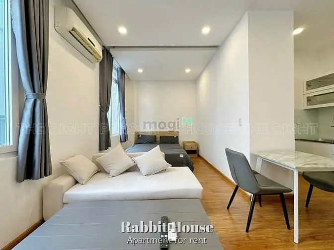 Studio Thiết Kế Hiện Đại_Bồn Tắm Nằm_Bờ Kè Trường Sa_Cầu Thị Nghè 2