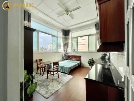 Studio Full Nội Thất Cửa Sổ Lớn Rộng 40M2 Gần Sân Bay, Etown, Khi K300 Quận Tân Bình