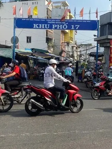 Bán Nhà 30M2 Hẻm 232 Đoàn Văn Bơ P10 Q4 Ngay Phố Ẩm Thực Vĩnh Khánh