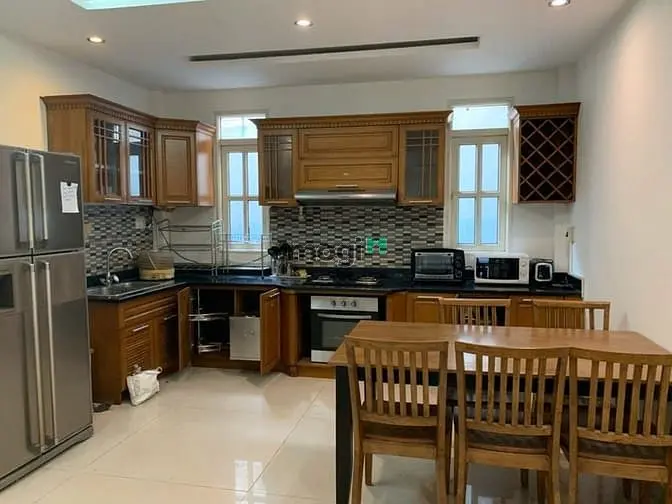 Cho Thuê Nhà Mặt Tiền (5.6X18M) Nguyễn Văn Hưởng, Thảo Điền - 31Tr/Th