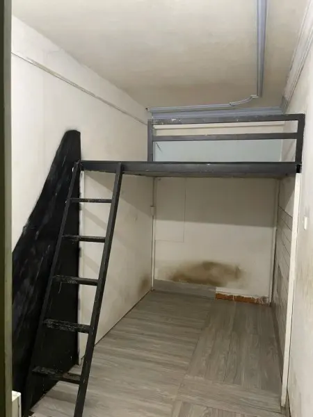 Phòng Gác Cửa Sổ- Lầu 1 - An Ninh - Ngay Vincom Phan Văn Trị 200M - Giá Chỉ Có 1Tr6