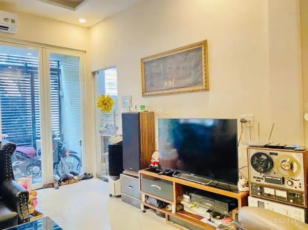 Hiếm Rất Hiếm - Nhà Mặt Hẻm Q7 Sát Q4, Q1 - 2 Tầng Mới Ngang Khủng 6.5M - 5 Tỷ Nhỉnh