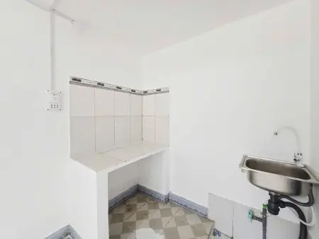 Dãy Trọ Mới Gác Cao Nguyễn Tri Phương Gần Cầu Linh Xuân, Ko Chủ Giờ Tự Do