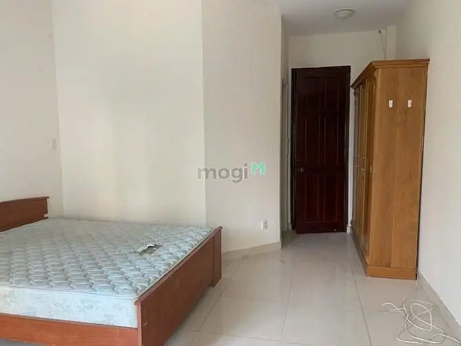 Cho Thuê Nhà Mặt Tiền (5.6X18M) Nguyễn Văn Hưởng, Thảo Điền - 31Tr/Th