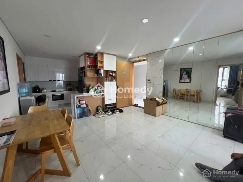 Căn Góc, 3Pn, 2Wc, C/C Babylon, Âu Cơ, Tp, 110M2, Nội Thất, 15Tr/Tháng.