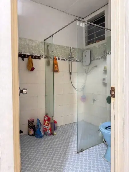 C/C Phó Cơ Điều, Căn Góc, Q11, 130M2, 3Pn, 2Wc, Nội Thất, 10Tr/Tháng.