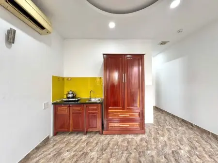 Phòng Đẹp Ban Công Gần Nhà Ga T3 Sân Bay Mũi Tàu Cộng Hoà