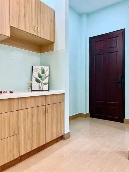 Cho Thuê Căn Hộ Full Nội Thất Cửa Sổ Trời Lớn Nằm Ngay Trung Tâm Phú Nhuận Gần Ngã Tư Phú Nhuận