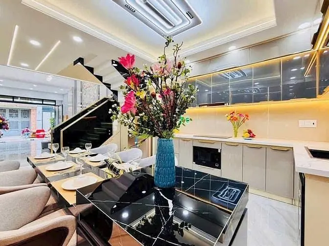 Bán Nhà Siêu Phẩm Nguyễn Trọng Tuyển, P2, Tân Bình, 3,55 Tỷ, Sổ Riêng