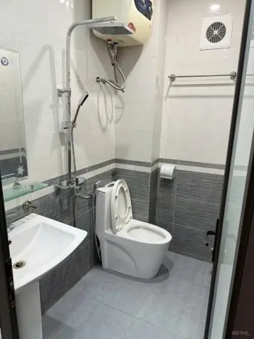 Cho Thuê Nha Nguyên Căn Tai 254D Minh Khai , Mai Động , Hà Nôi . 0907046556