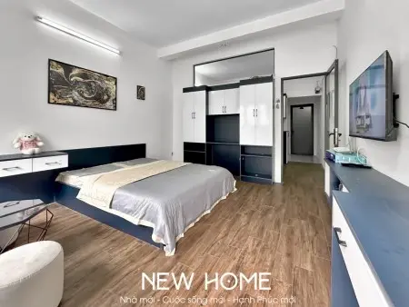 Căn Hộ Ban Công Thoáng Mát Quận 1 Gần Chợ Tân Định