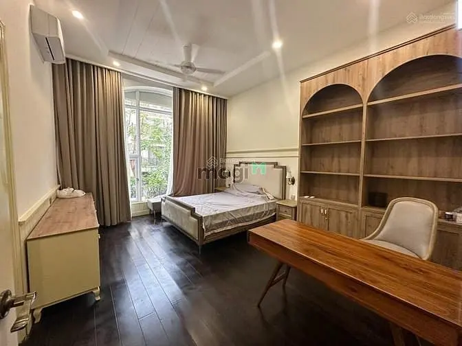Cho Thuê Biệt Thự Pmh - Q7, Nhà Đẹp Có 4 Phòng Ngủ. Giá Thuê 53Tr