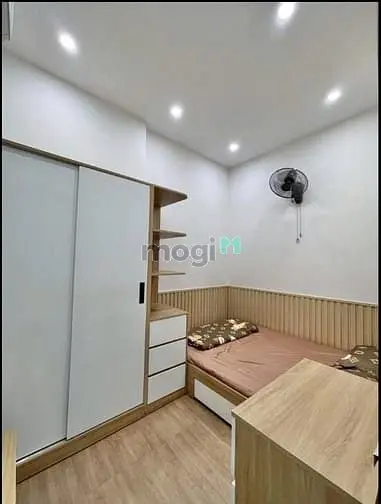 Nhà Sát Mặt Tiền - Hẻm Xe Hơi Thông Tân Sơn Nhì