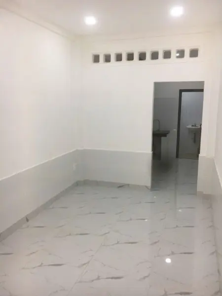 Cho Thuê Nhà Nguyên Căn Q1 Ngay Võ Văn Kiệt Nhà Mới 3X10M