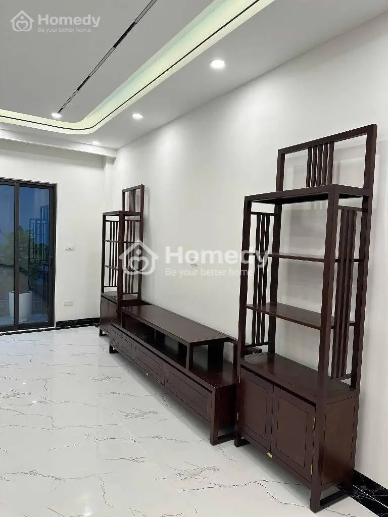 Quá Hiếm, Nhà Ngọc Lâm, Long Biên, Sát Phố, 80M2, 6 Tầng, Gara Ôtô, Giá Tốt, Sẵn Ở Ngay