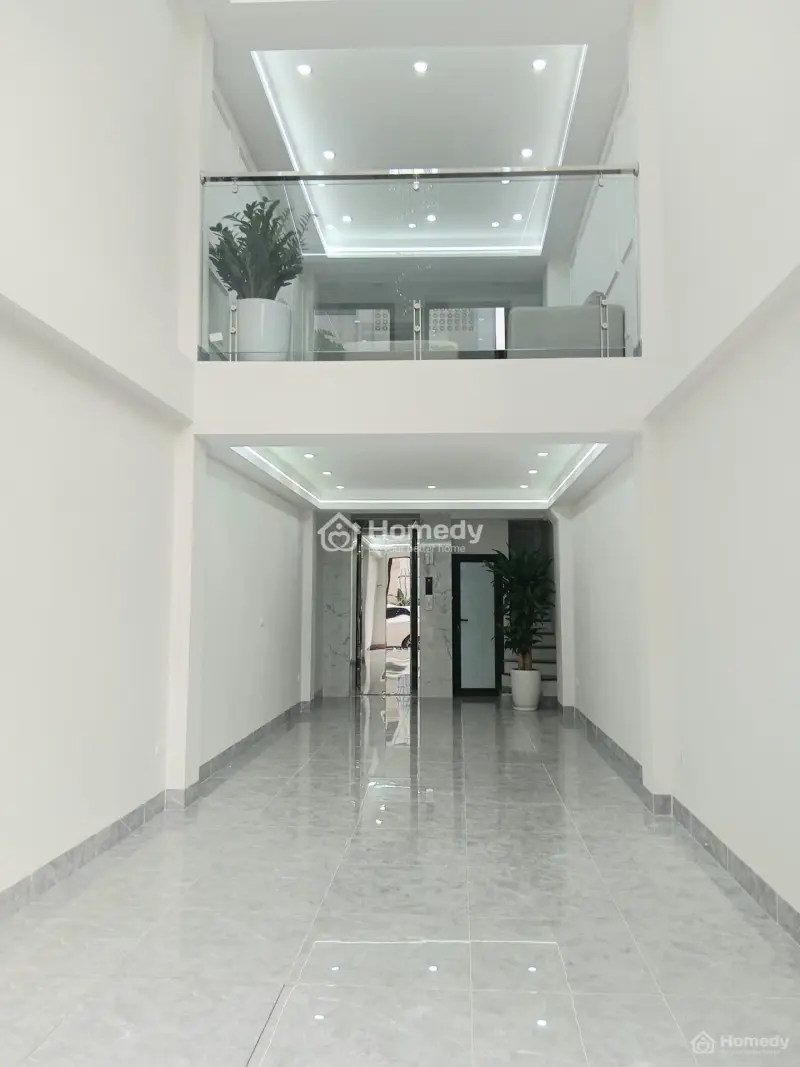 Bán Nhà Vĩnh Tuy 50M , Full Nội Thất, Thang Máy, Sổ Phân Lô, Ô Tô Đỗ Cửa/ Gần Phố