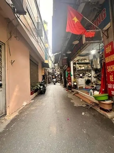 Phạm Văn Đồng – Cầu Giấy – 57 M2 – Đất – Mt 5.8M – Giá 12.7 Tỷ.