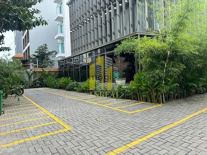 Văn Phòng Khu Thảo Điền 28 Triệu /85M2 Sân Xe Rộng - Thiết Kế Hiện Đại