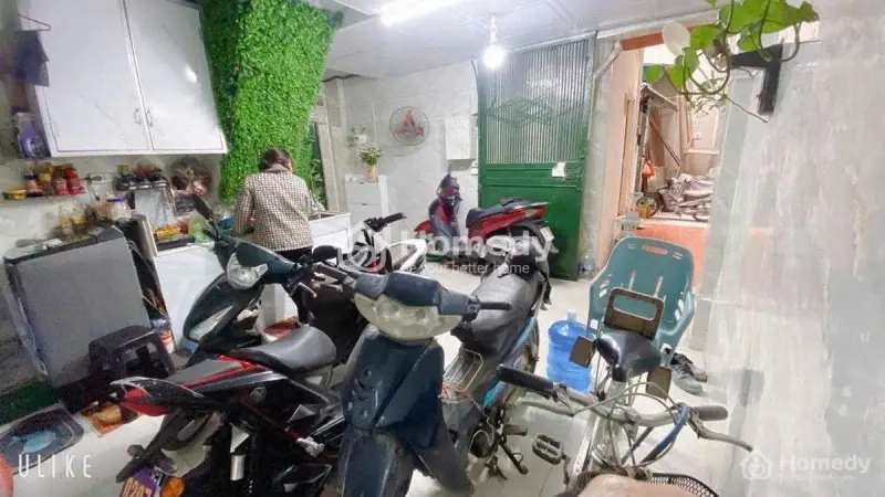 Cực Rẻ, Bán Nhà Bạch Đằng, Quận Hoàn Kiếm 45M, 3 Bước Ra Phố, Ngõ Ô Tô, 3 Phòng Ngủ, 8.5 Tỷ