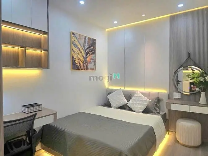 Cần Bán Nhanh Căn Hộ Sky Garden - Pmh-Q7 View Hồ Bơi, Mới 100%