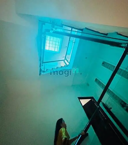 Giá Bán 5,98 Tỷ - 110M2, Nhà 3 Tầng, 5Pn, 3Wc, Đường Phan Văn Hớn