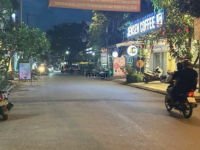 Hiếm Nhà Bán Hẻm 214 Nguyễn Oanh 5Lầu Tmáy 80M2 Ngang 4M Gần Chợ 15Tỷ7