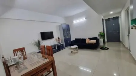 Chung Cư Saigon Tower, Thoại Ngọc Hầu, Tp: 95M2, 3P Ngủ, 2Wc, Full Nt, 9,5Tr/Th