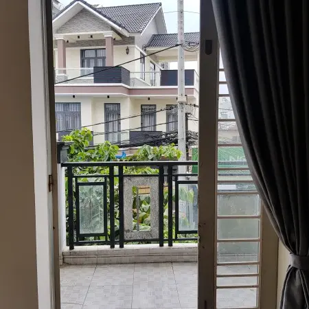 Phòng Ban Công Lớn - 45M2 - 1Pn Riêng, 1 Phòng Bếp Khép Kín - Gần Nguyễn Duy Trinh, Nguyễn Thị Định