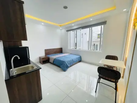 Phòng Thoáng Mát, Mới Xây Ngay Phạm Văn Bạch