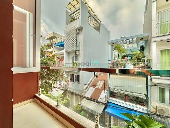 Phòng Ch 1 Pn, Pk Siêu Sang, Bancon Riêng, 2/1 Đào Duy Từ Q. Phú Nhuận