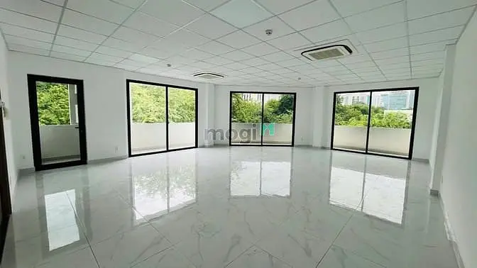 Toà Nhà Góc 2Mt Phùng Khắc Khoan + Nguyễn Văn Thủ, Quận 1