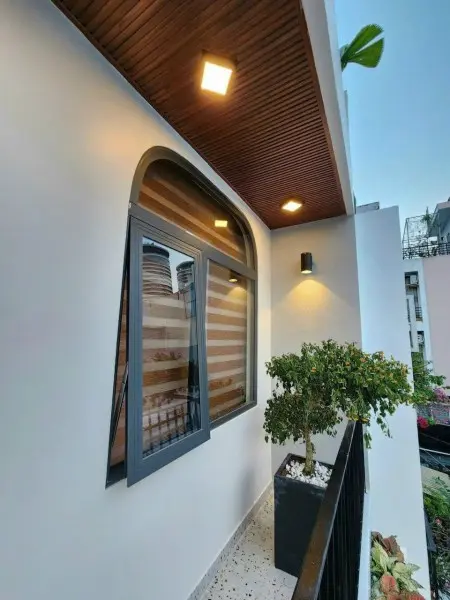 Cho Thuê Chdv 40M2 Full Nội Thất Ban Công Ở Đường Nguyễn Xí Q. Bình Thạnh