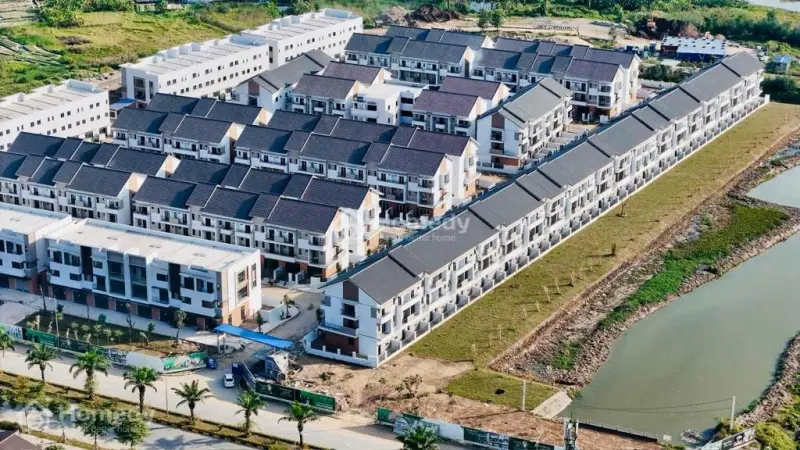 Siêu Phẩm Nhà Phố Liền Kề 75M2 . Ngay Chân Cầu Nguyễn Trãi Giá Chỉ Từ 4.8Tỷ