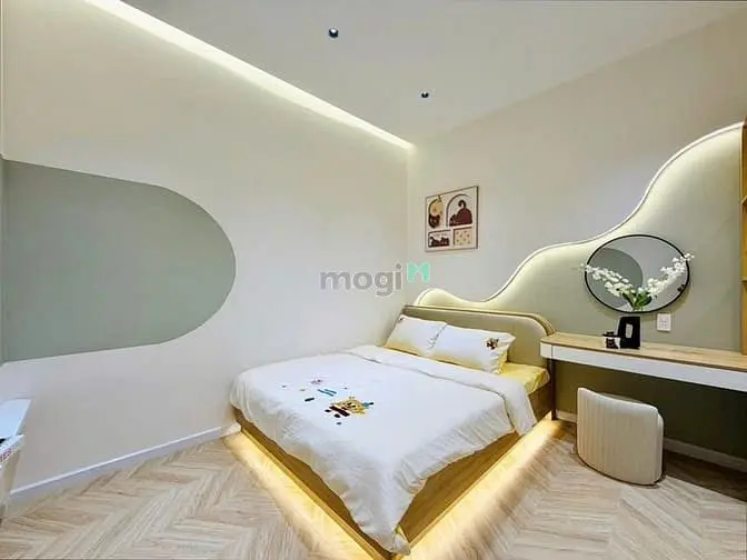 Bán Nhà Siêu Phẩm Cống Lở, P15, Tân Bình, 4 Tỷ, Sổ Riêng, Đủ Tiện Ích