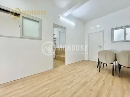 Khai Trương Căn Hộ 2Pn Ban Công Mới 100% Ngay Tòa Sky Center - Cv Gia Định Giáp Phú Nhuận