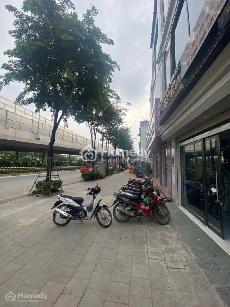 Mặt Phố Phạm Văn Đồng – Lô Góc 3 Mặt Thoáng – 6 Tầng Thang Máy – Vỉa Hè Ô Tô Dừng Đỗ – Kd Đỉnh Cao