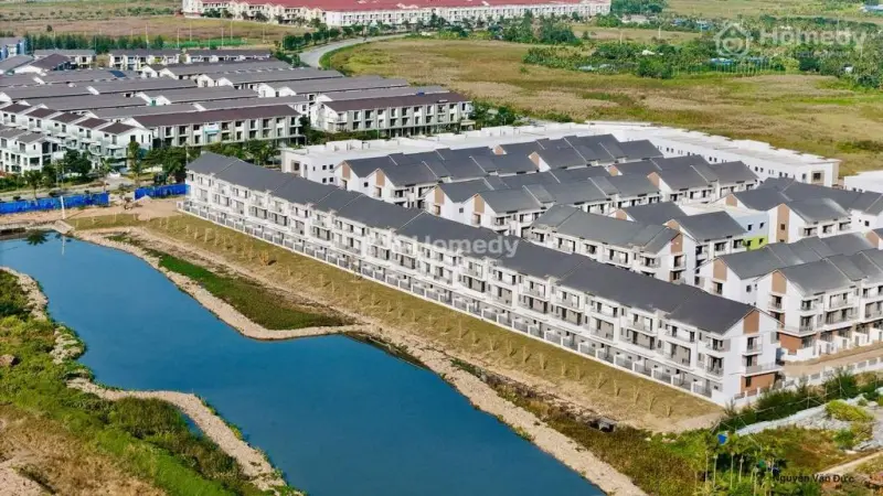 Siêu Phẩm Nhà Phố Liền Kề 75M2 . Ngay Chân Cầu Nguyễn Trãi Giá Chỉ Từ 4.8Tỷ