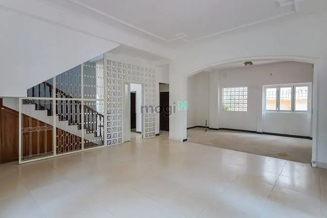 Biệt Thự 188 Nguyễn Văn Hưởng , Quận 2 - Giá 80 Triệu