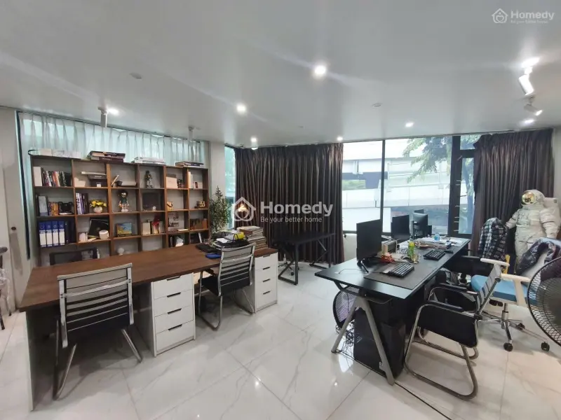 Mặt Phố Phạm Văn Đồng – Lô Góc 3 Mặt Thoáng – 6 Tầng Thang Máy – Vỉa Hè Ô Tô Dừng Đỗ – Kd Đỉnh Cao