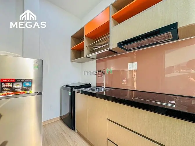 Căn Hộ Cao Cấp - Ban Công - Full Nội Thất - Ngay Emart Phan Huy Ích