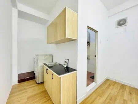 1Pn - Cửa Sổ - Ban Công Lớn, Tô Hiến Thành, Quận 10 Full Nội Thất