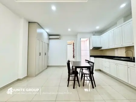 Căn Hộ Cao Cấp- Ban Công , Sâm Sơn - Tân Bình Sân Bay Tân Sơn Nhất, Cộng Hòa, Trường Chinh