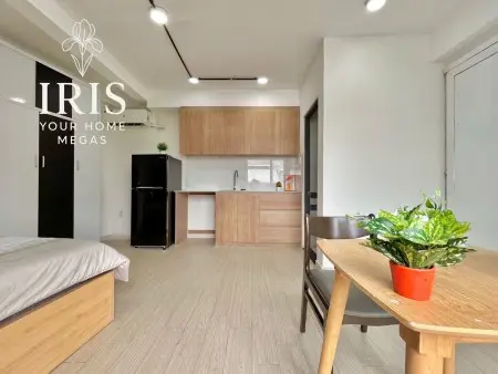 Phòng Ban Công Full Nội Thất Giá Cực Mềm Ngay Nguyễn Thị Định Quận 2