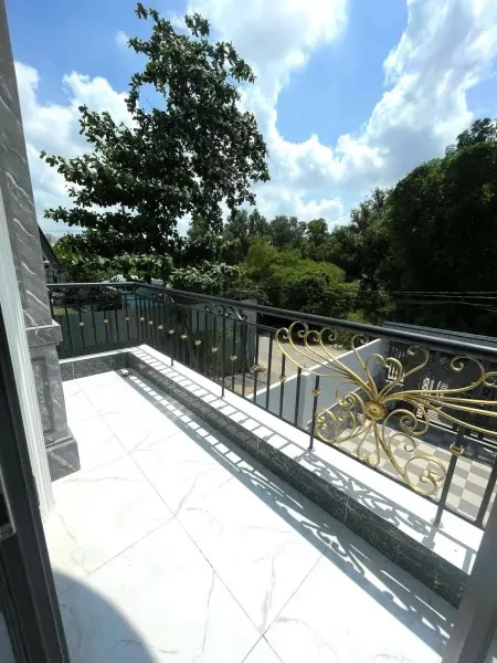 Duplex Full Nt Cao Cấp Thiết Kế Cực Xinh Ban Côn To Gần Chợ Tdt Ntt Rmit Lotte Mart Dễ Đi Q4, Q1, Q8