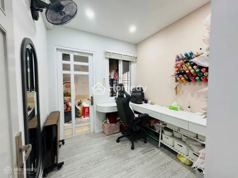 Chung Cư Saigon Tower, Thoại Ngọc Hầu, Tp: 95M2, 3Pn 2Wc Ban Công 10Tr