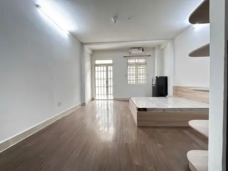 Trọ Bình Thạnh Gần Chợ Bà Chiểu, Ngã Tư Hàng Xanh 35M2 Ban Công Thoáng Sáng Bạch Đằng Bình Thạnh