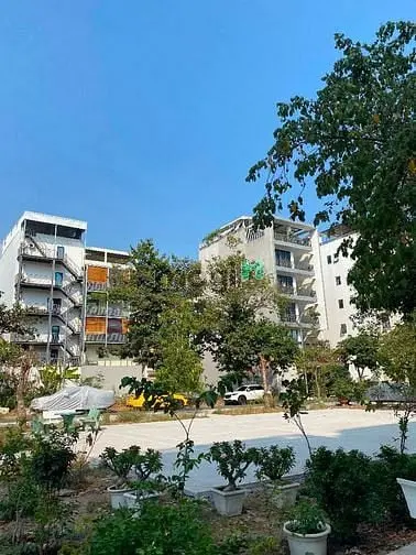 Bán Nền Kdc Huy Hoàng Vị Trí Siêu Đẹp Dt 142.5 Giá 37 Tỷ 050 Em Nhi