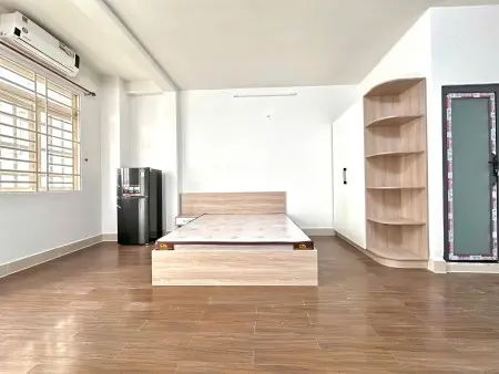 Trọ Bình Thạnh Gần Chợ Bà Chiểu, Ngã Tư Hàng Xanh 35M2 Ban Công Thoáng Sáng Bạch Đằng Bình Thạnh