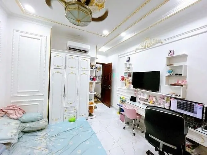 Hxh 8M Cầu Xéo, 72M2 (4X18), 4 Tầng Hiện Đại, Sân Ô Tô Riêng, Chỉ 9.45